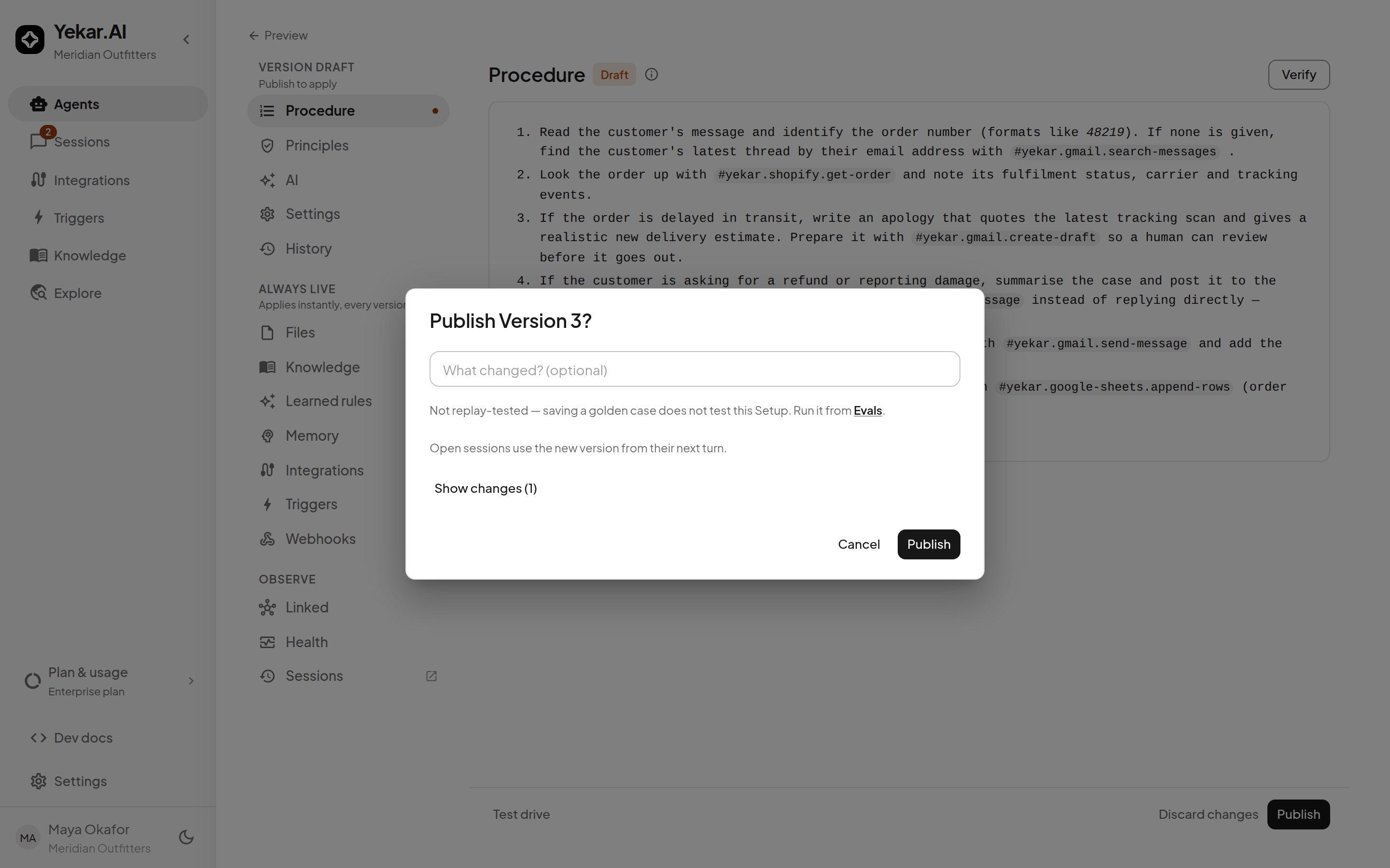 The Publish dialog showing the version number, change note field, and change list
